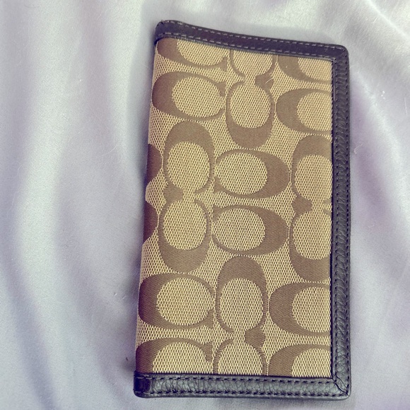 NWOT Coach small wallet